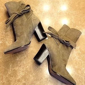 Banana Republic Taupe Suede Leather Ankle-tie Booties, 7.5M
